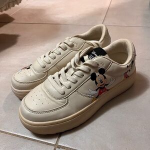 Disney Mickey Mouse Cream Sneakers